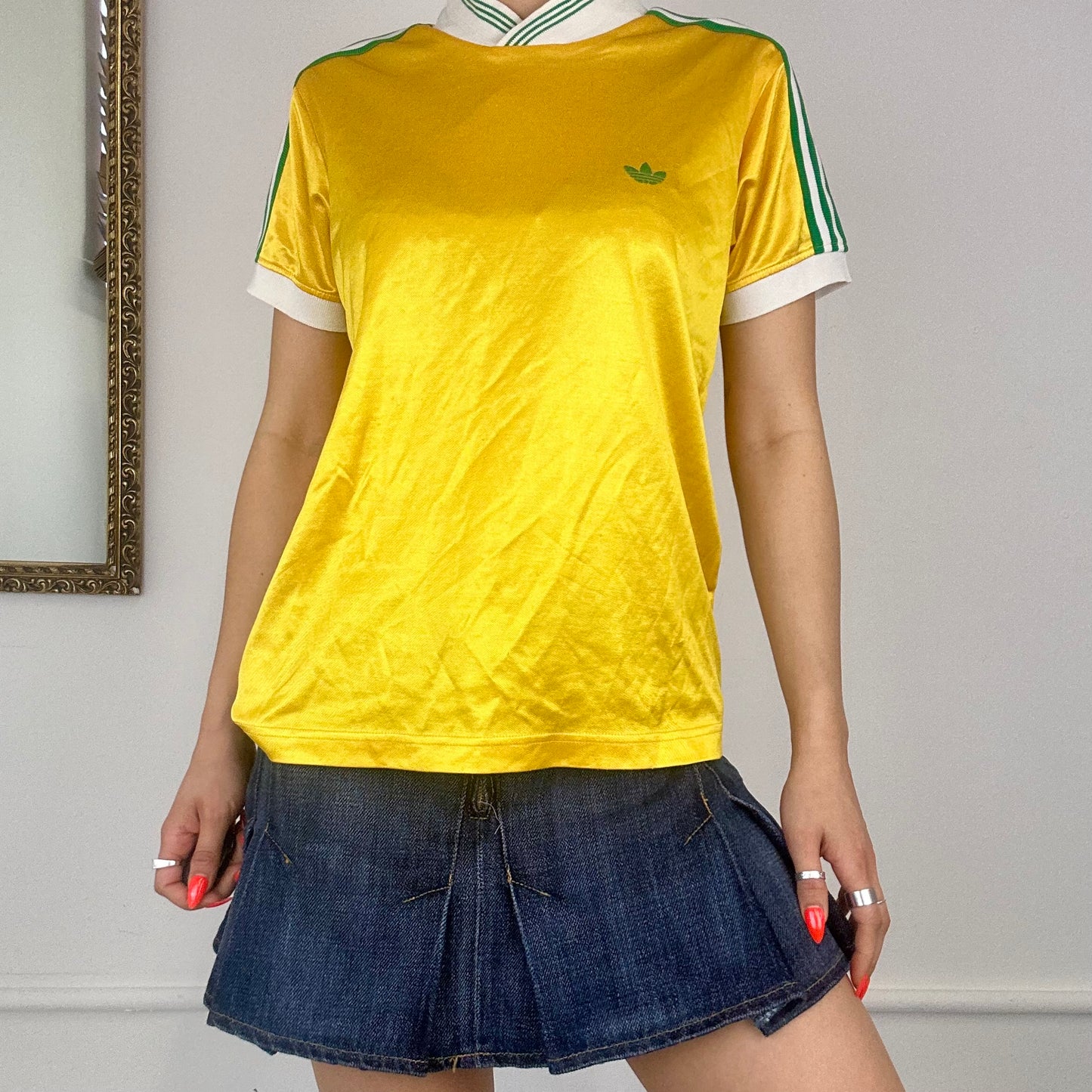 2000's yellow adidas top