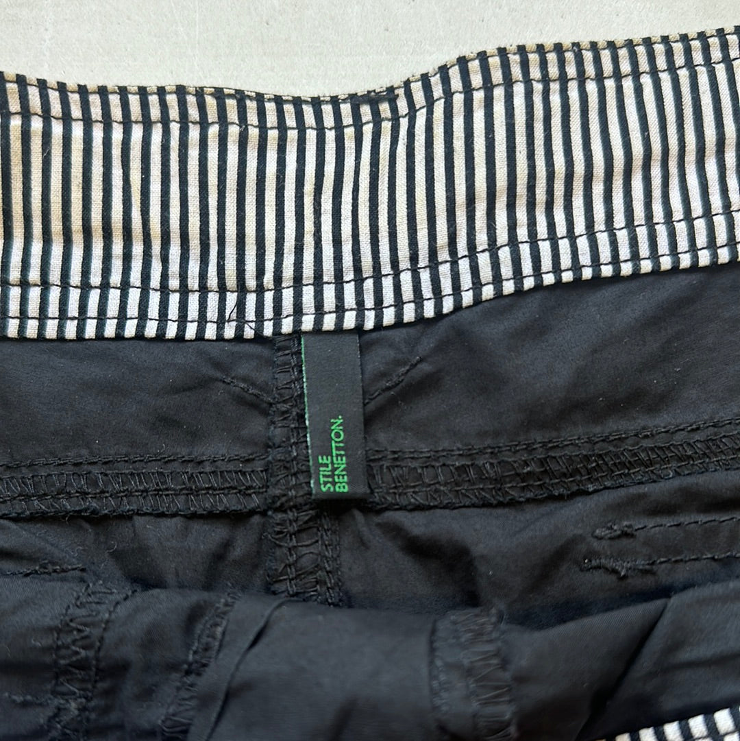 black baggy cargo trousers