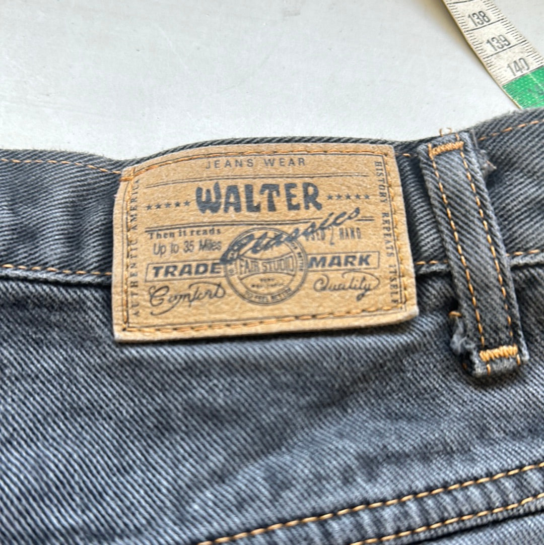 black denim cargo jeans by walter jeans