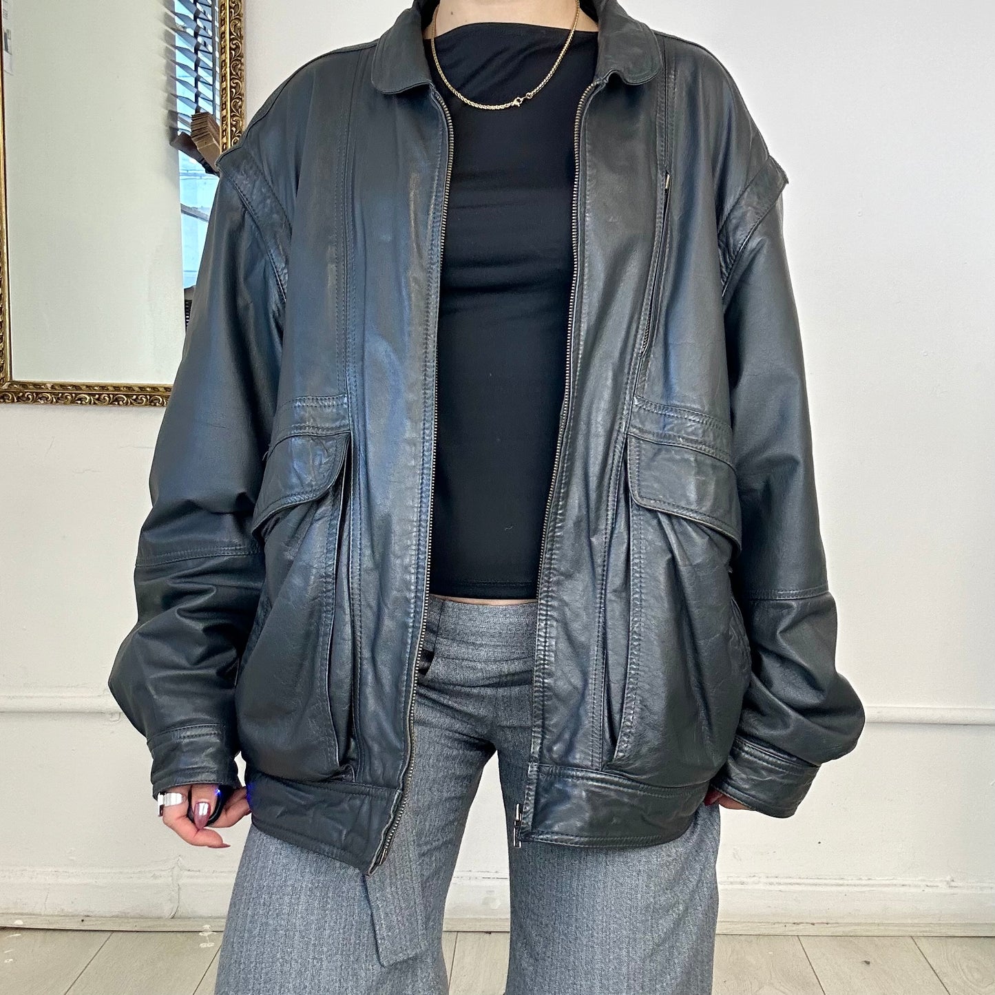 vintage black leather bomber  jacket