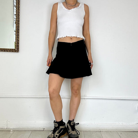 2000's pimkie black pleated mini skirt