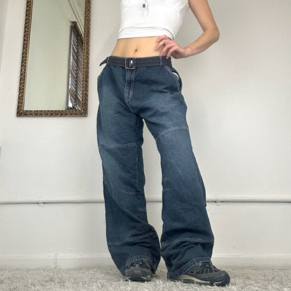 baggy cargo style jeans