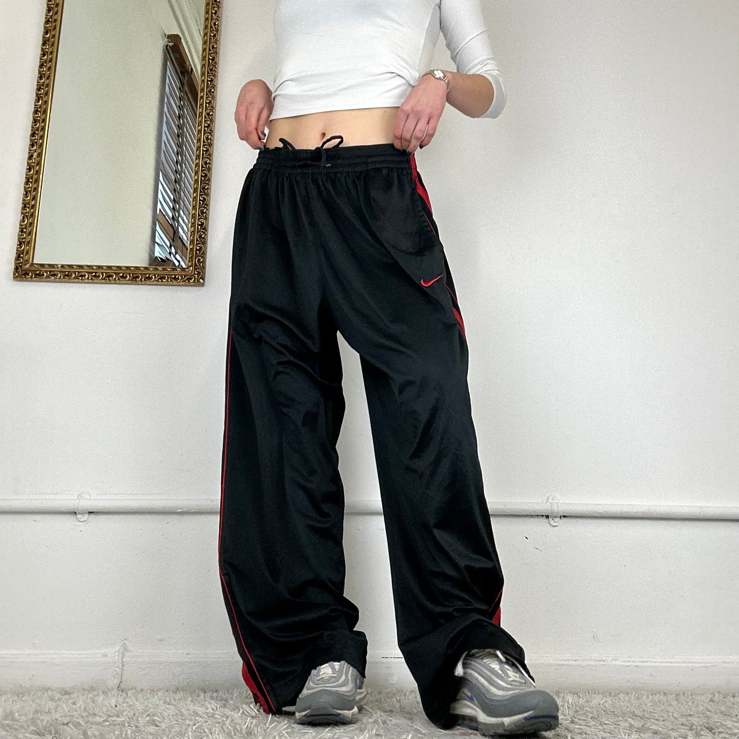 wide leg baggy nike tracksuit bottoms