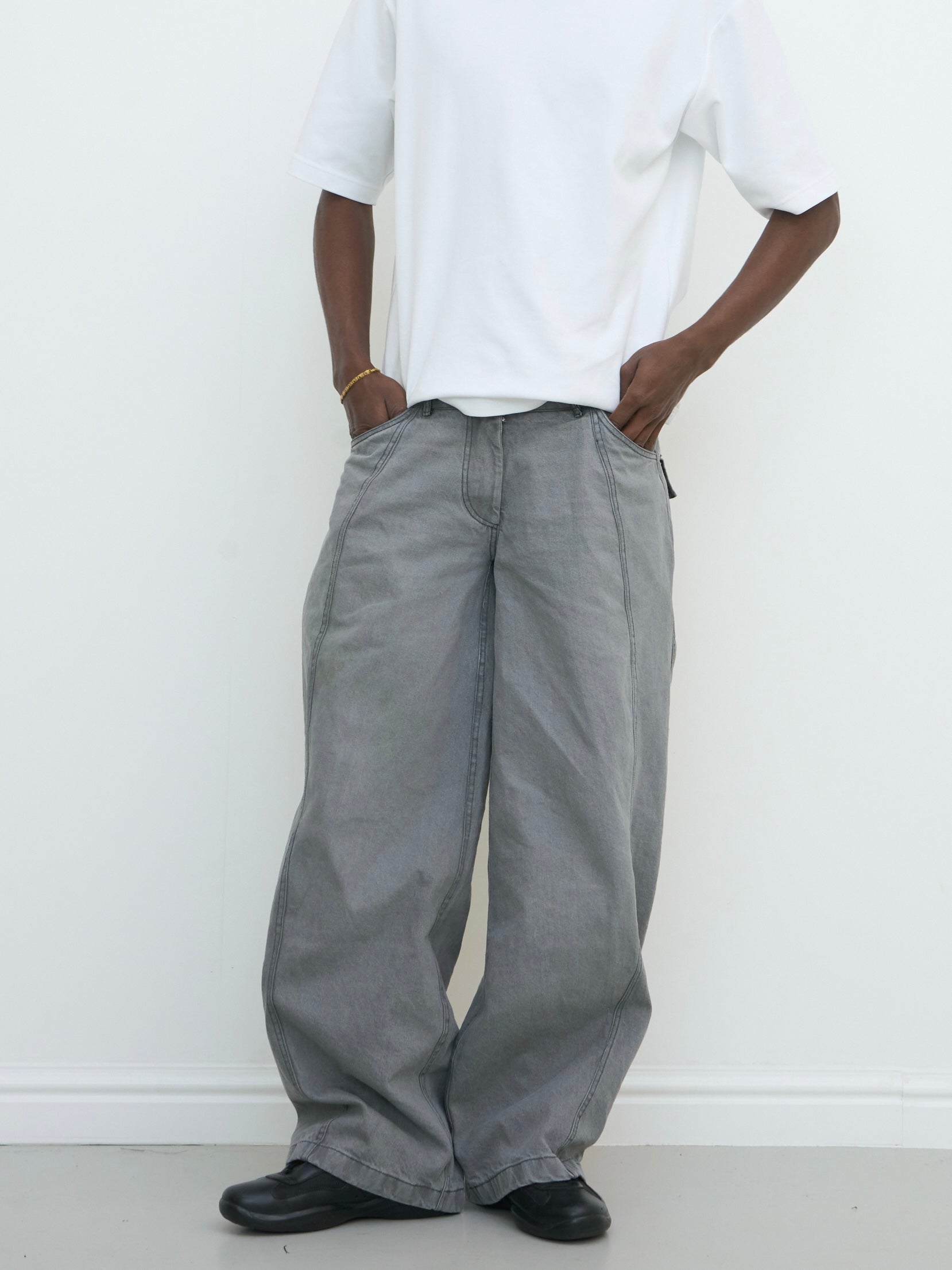 balloon jean - grey washed denim