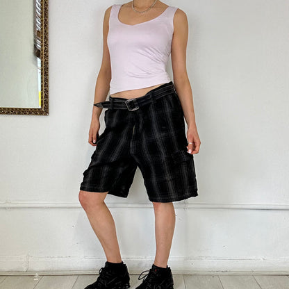 baggy black checkered wrangler shorts