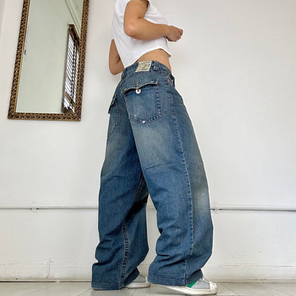 90’s drucker baggy jeans