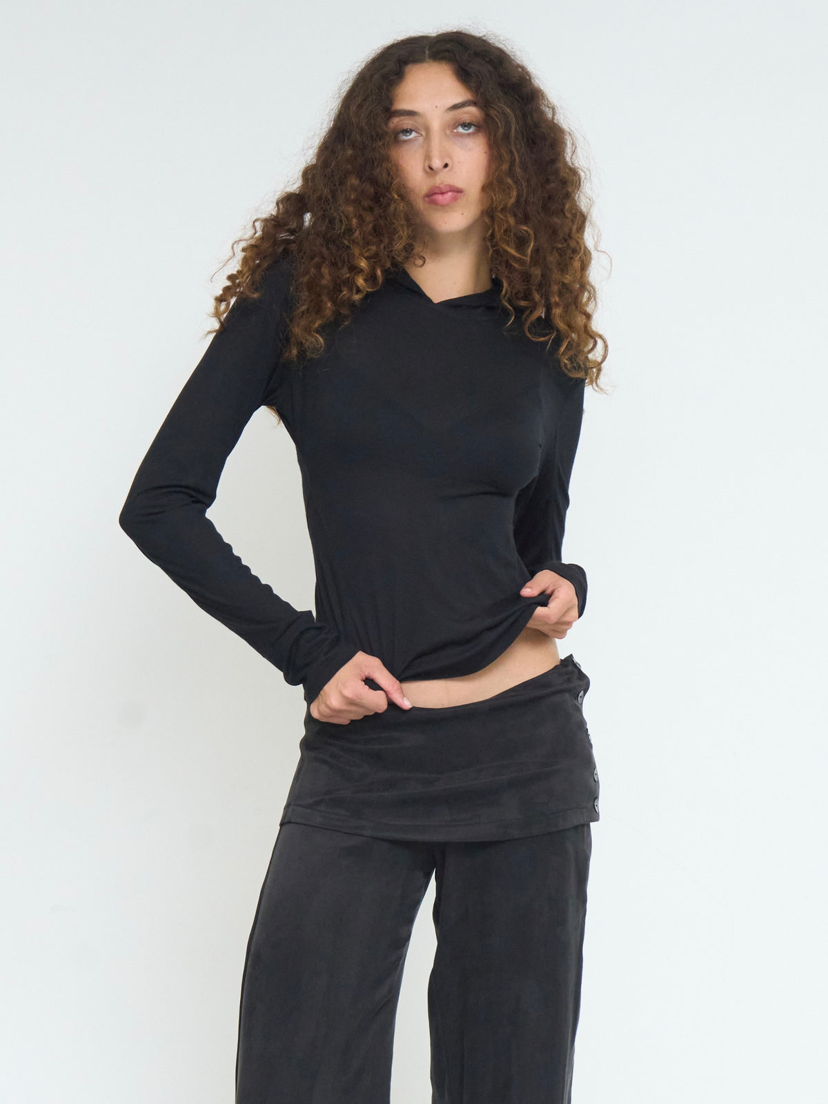 sydney hooded top - black