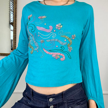 2000's blue embroidered drape sleeved top