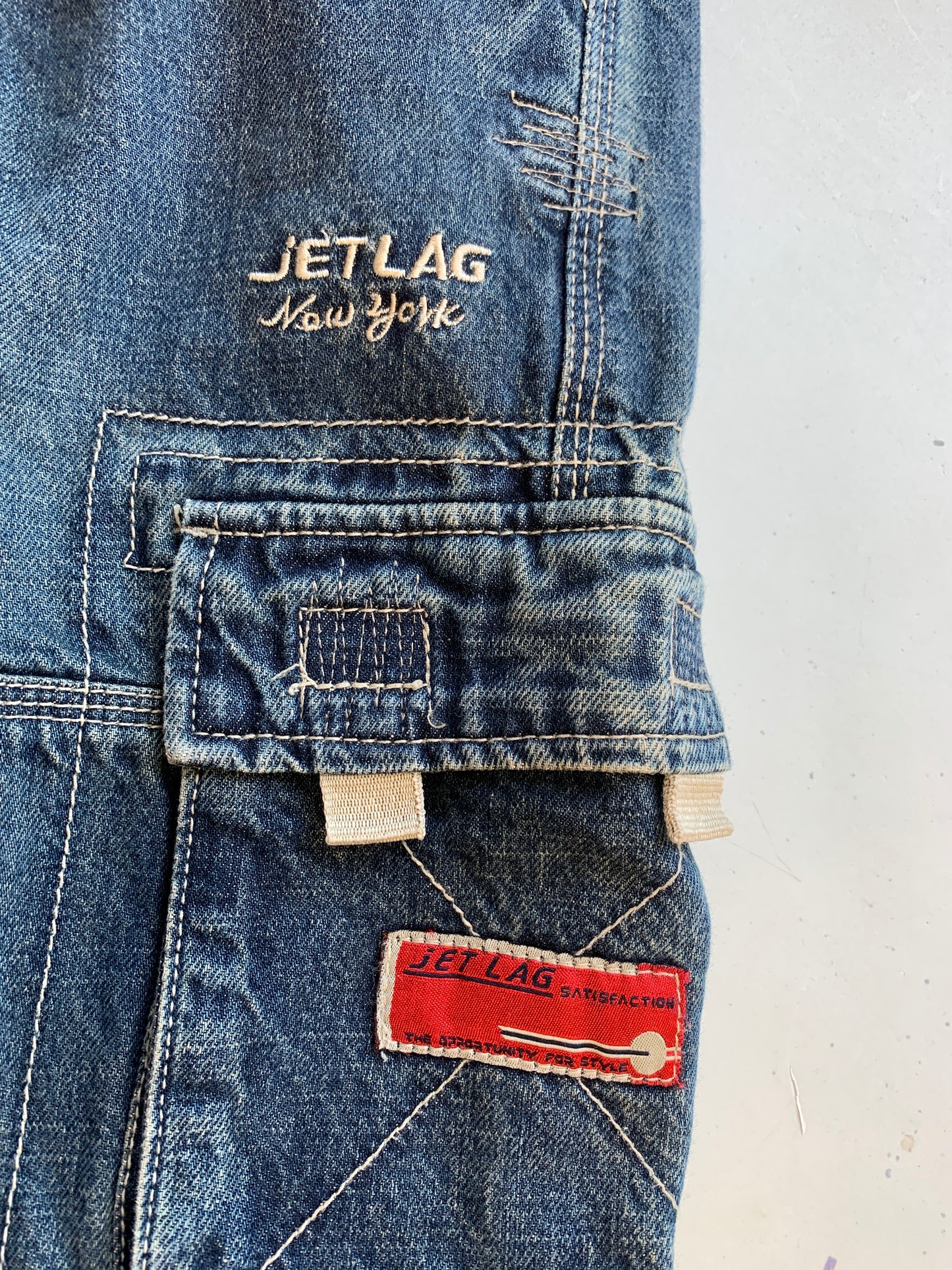 90’s baggy cargo jeans