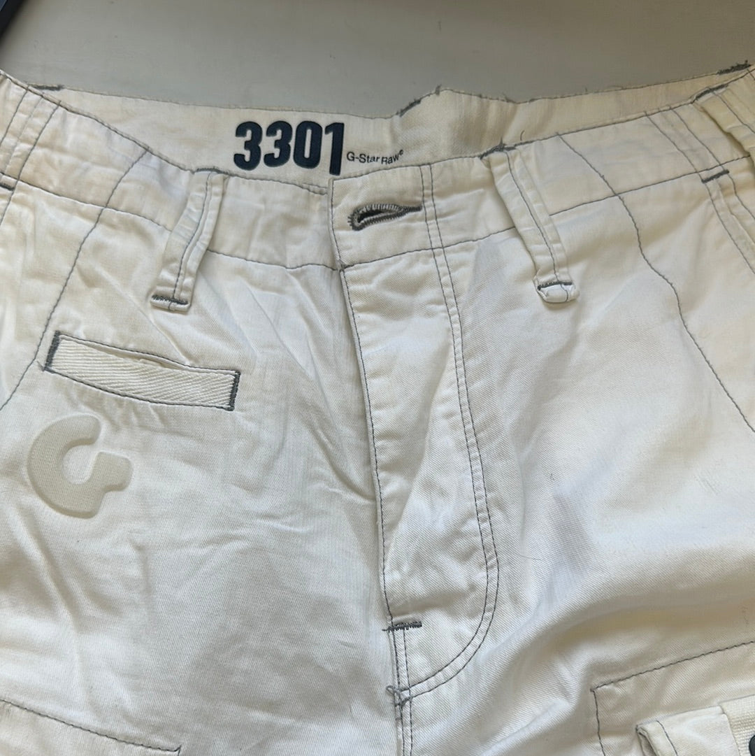 baggy white cargo shorts by g-star