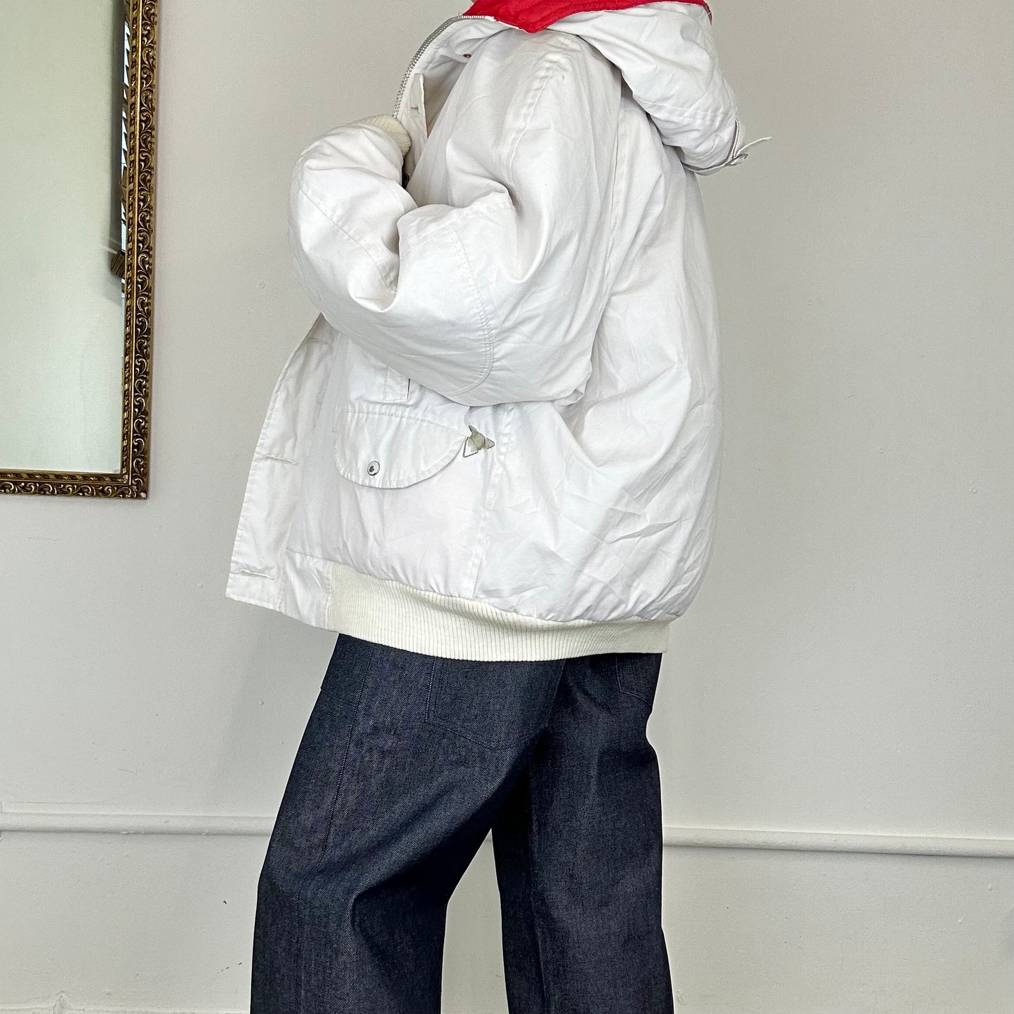 00's white puffer jacket