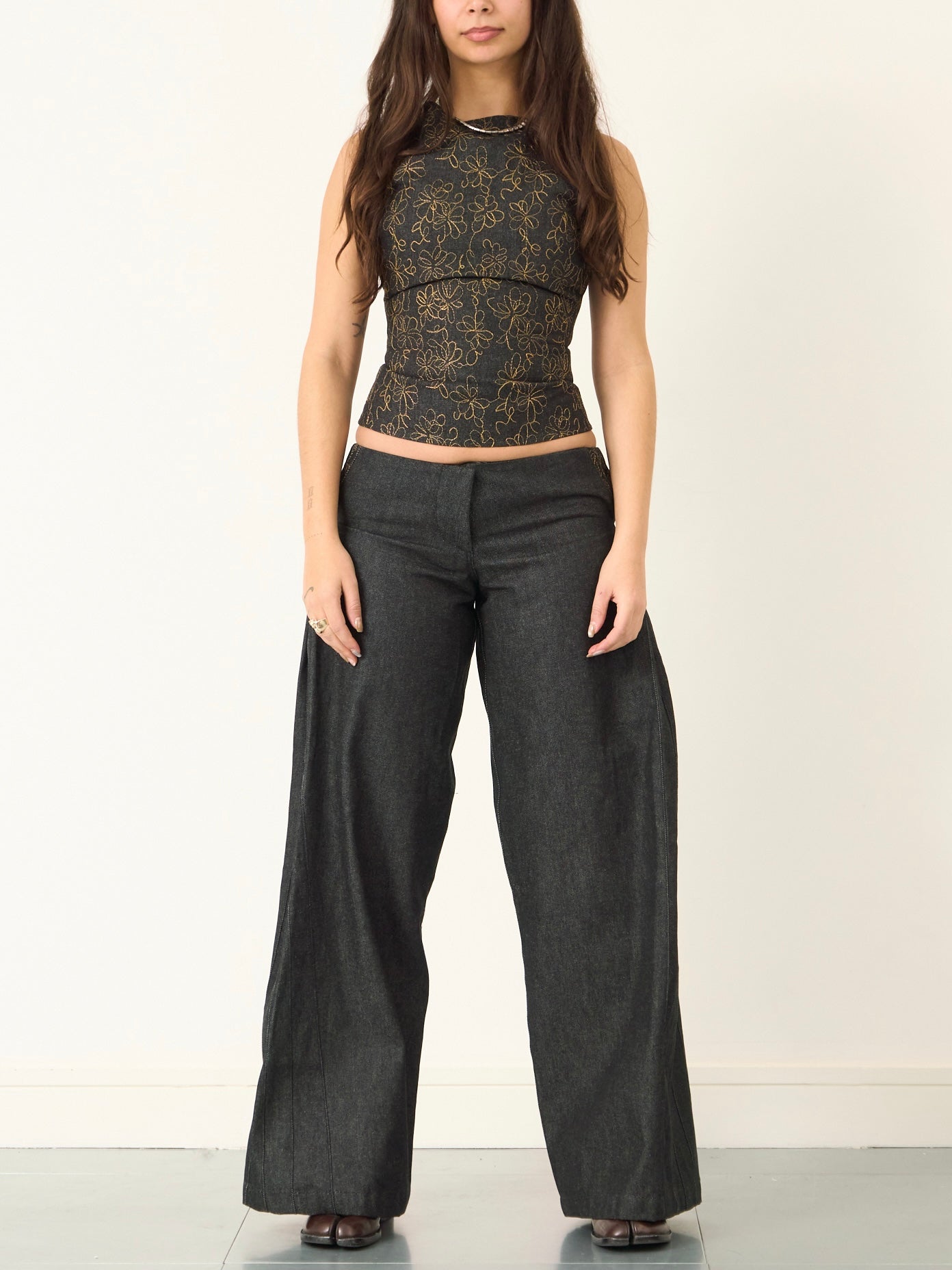 tommy jean - embroidered charcoal denim