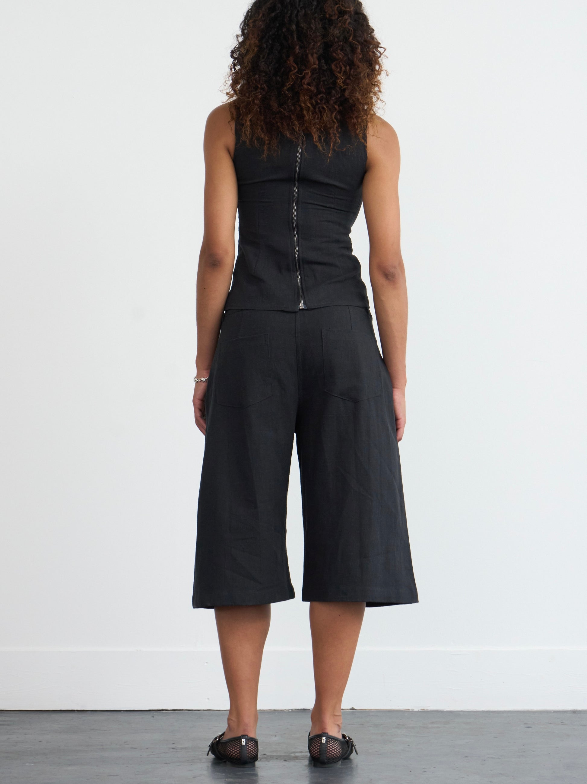 parker short - black linen