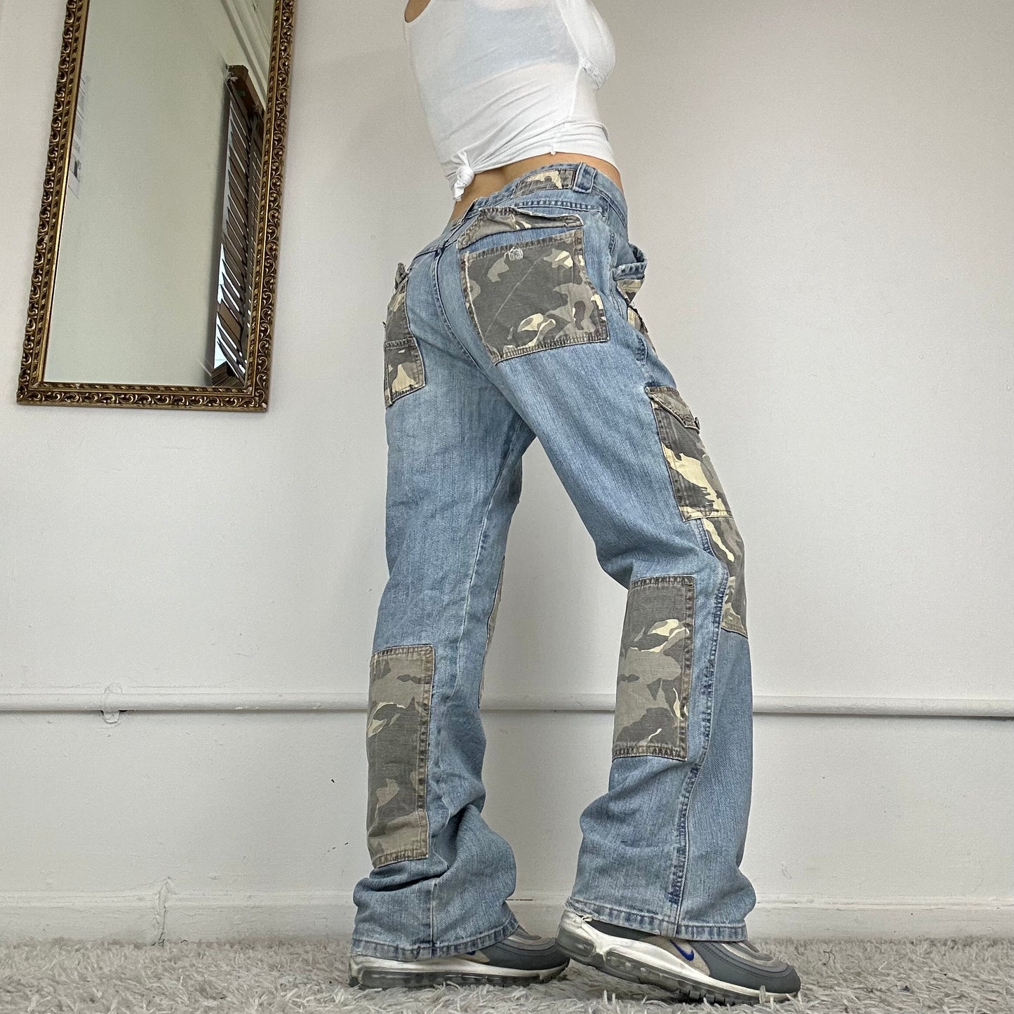 00’s d camo cargo jeans