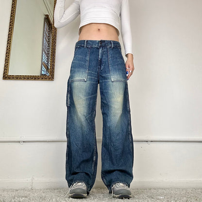 baggy 00s cargo jeans