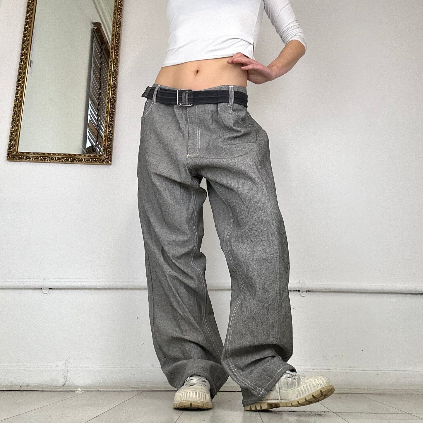 00’s grey baggy jeans