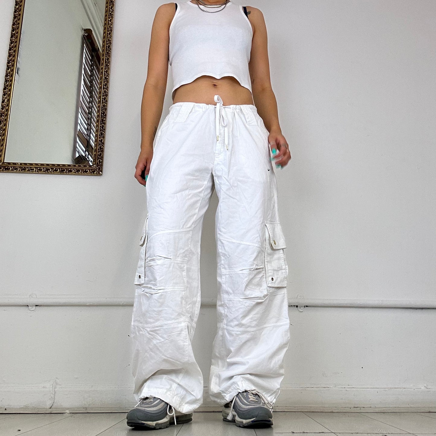 2000's nike parachute trousers