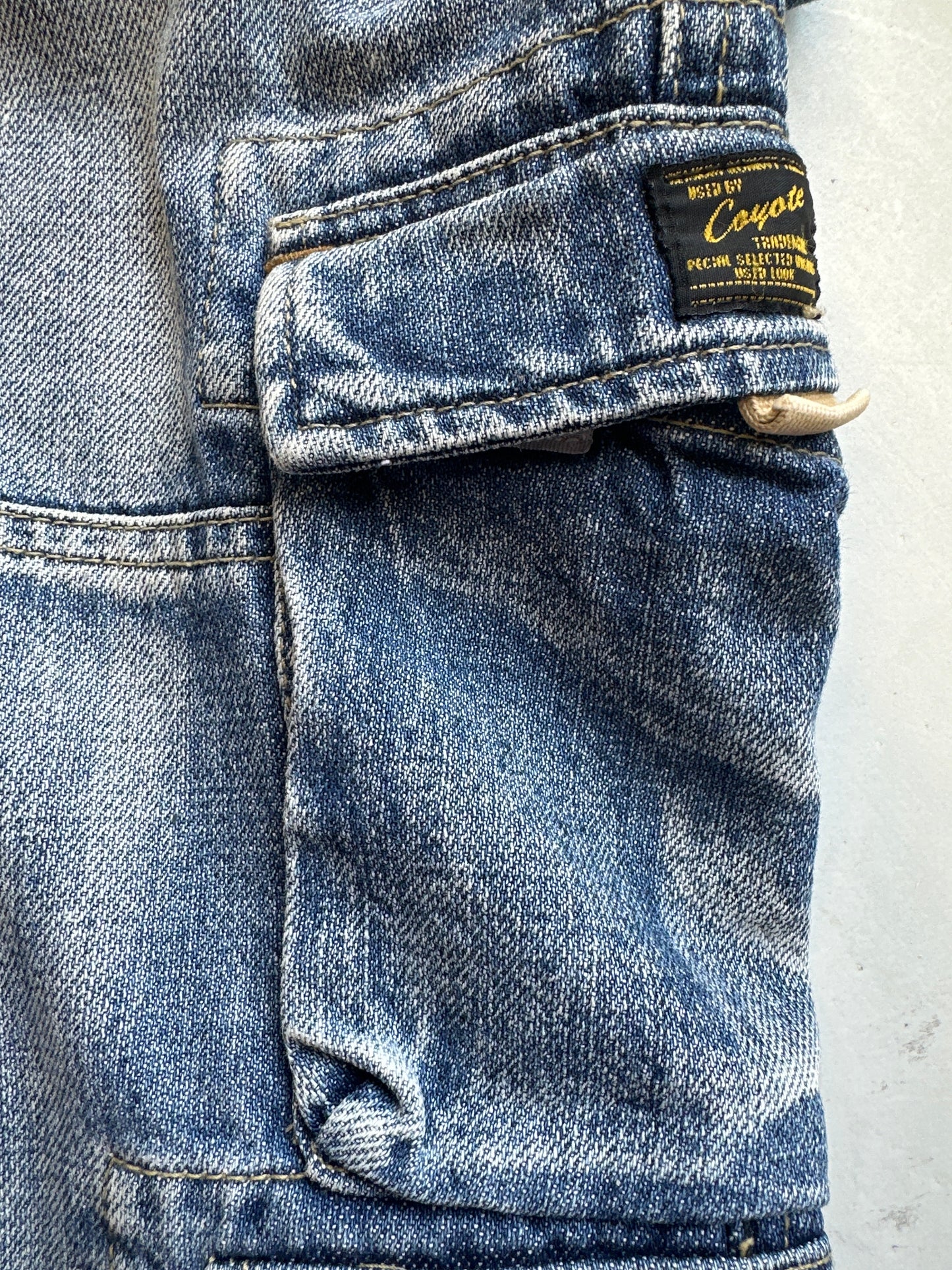 long baggy cargo denim shorts