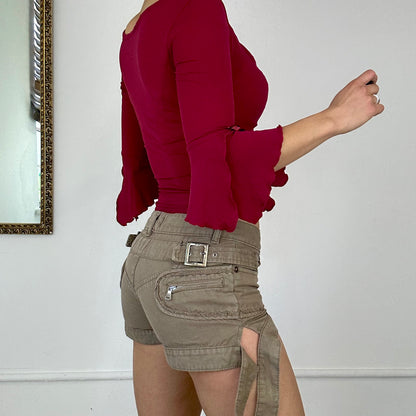 00's maroon flared long sleeve top