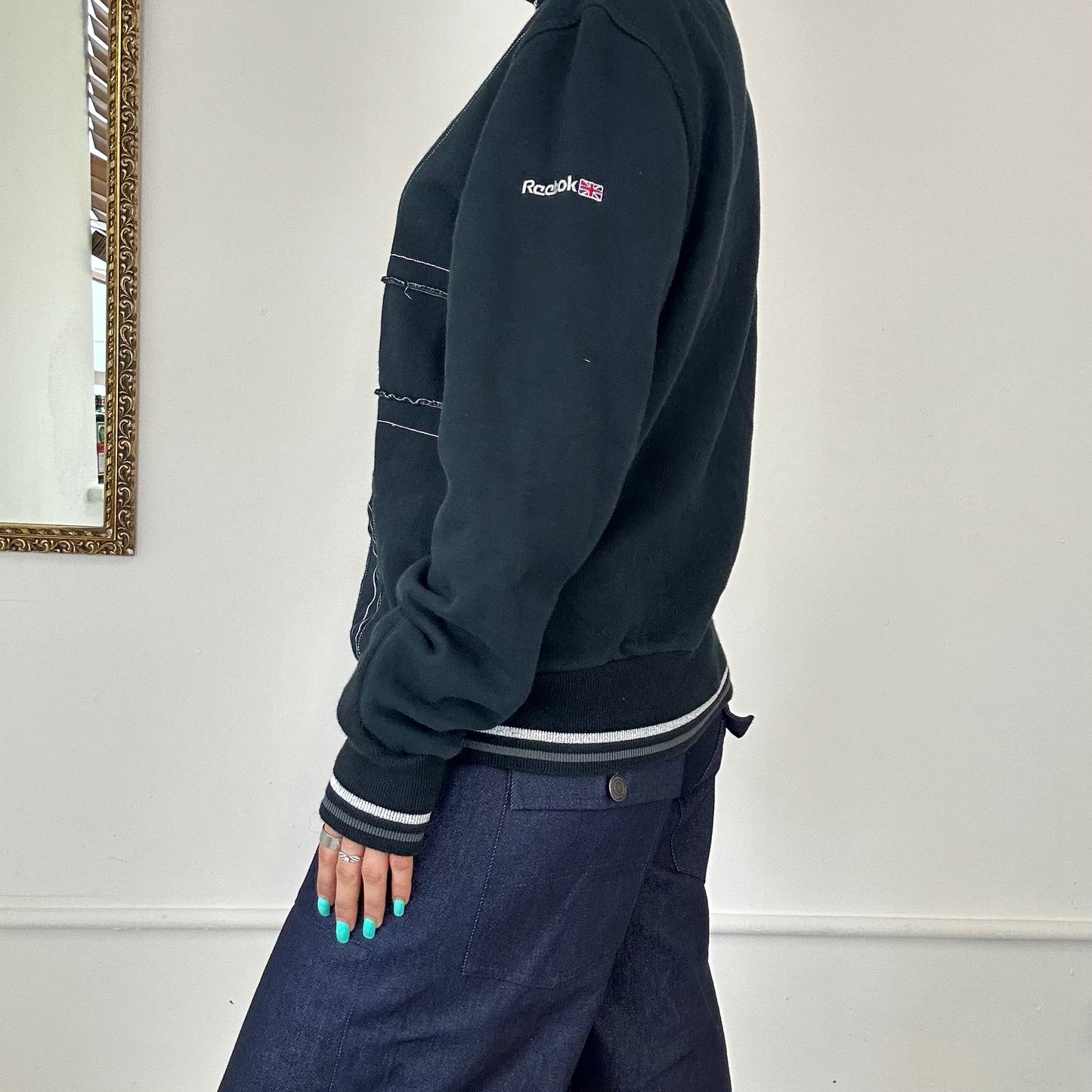 2000's reebok zip up sweater