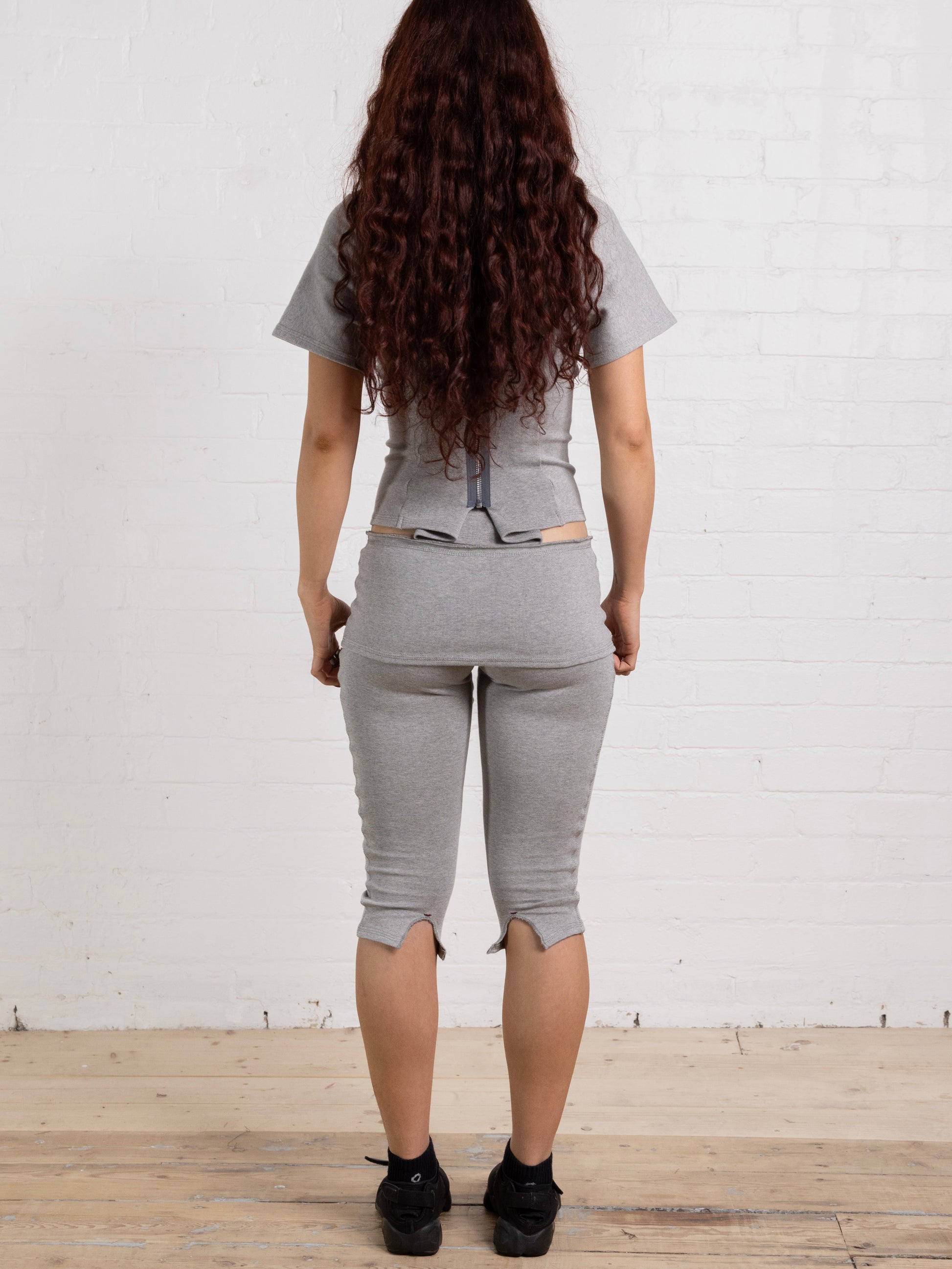 shea capri - grey