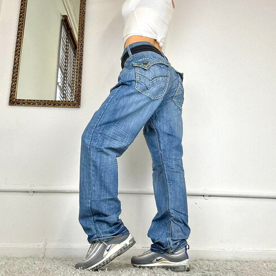 wide leg 00’s cargo jeans