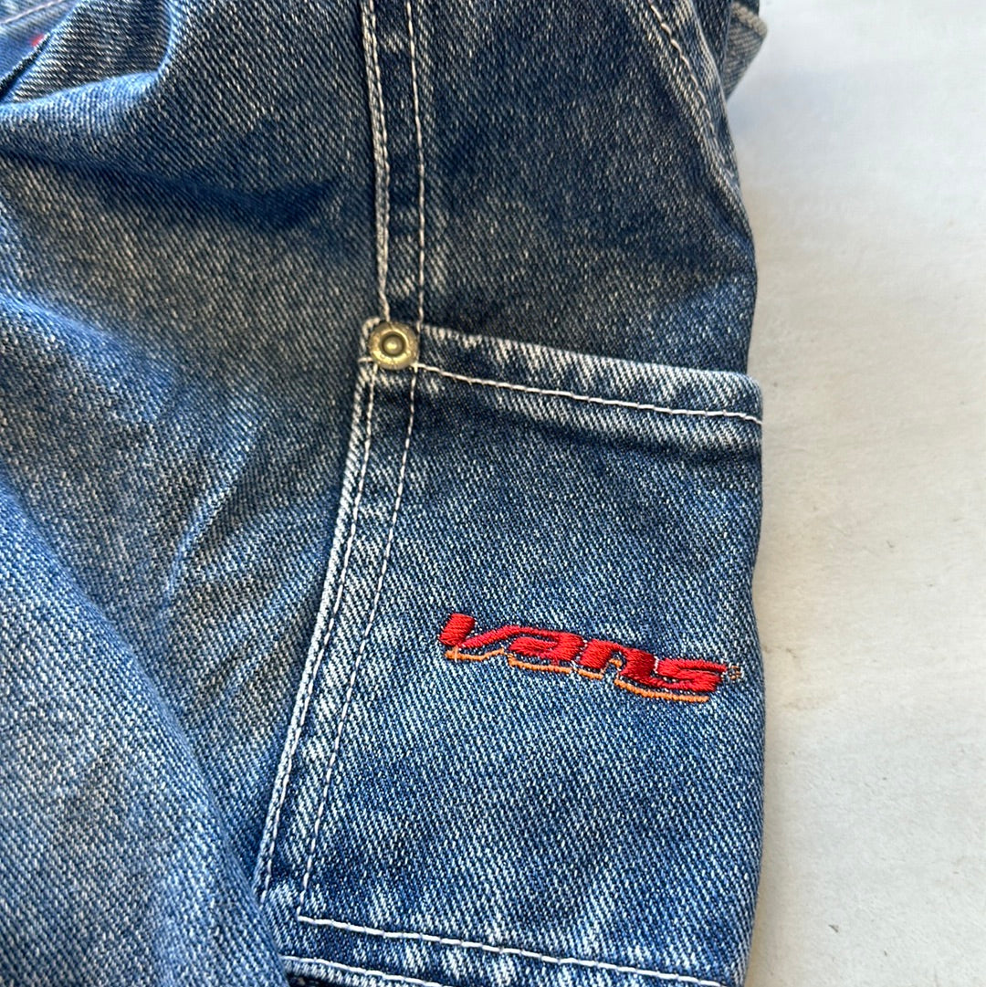 2000's baggy cargo jeans by vans