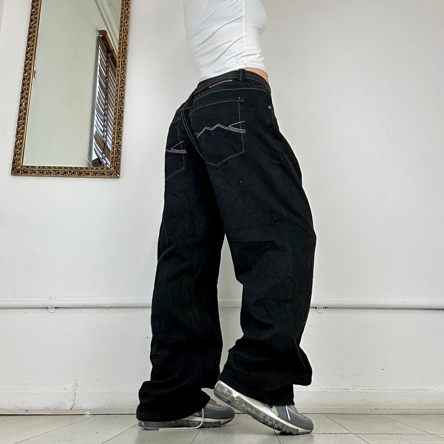 old skool baggy 00’s black jeans