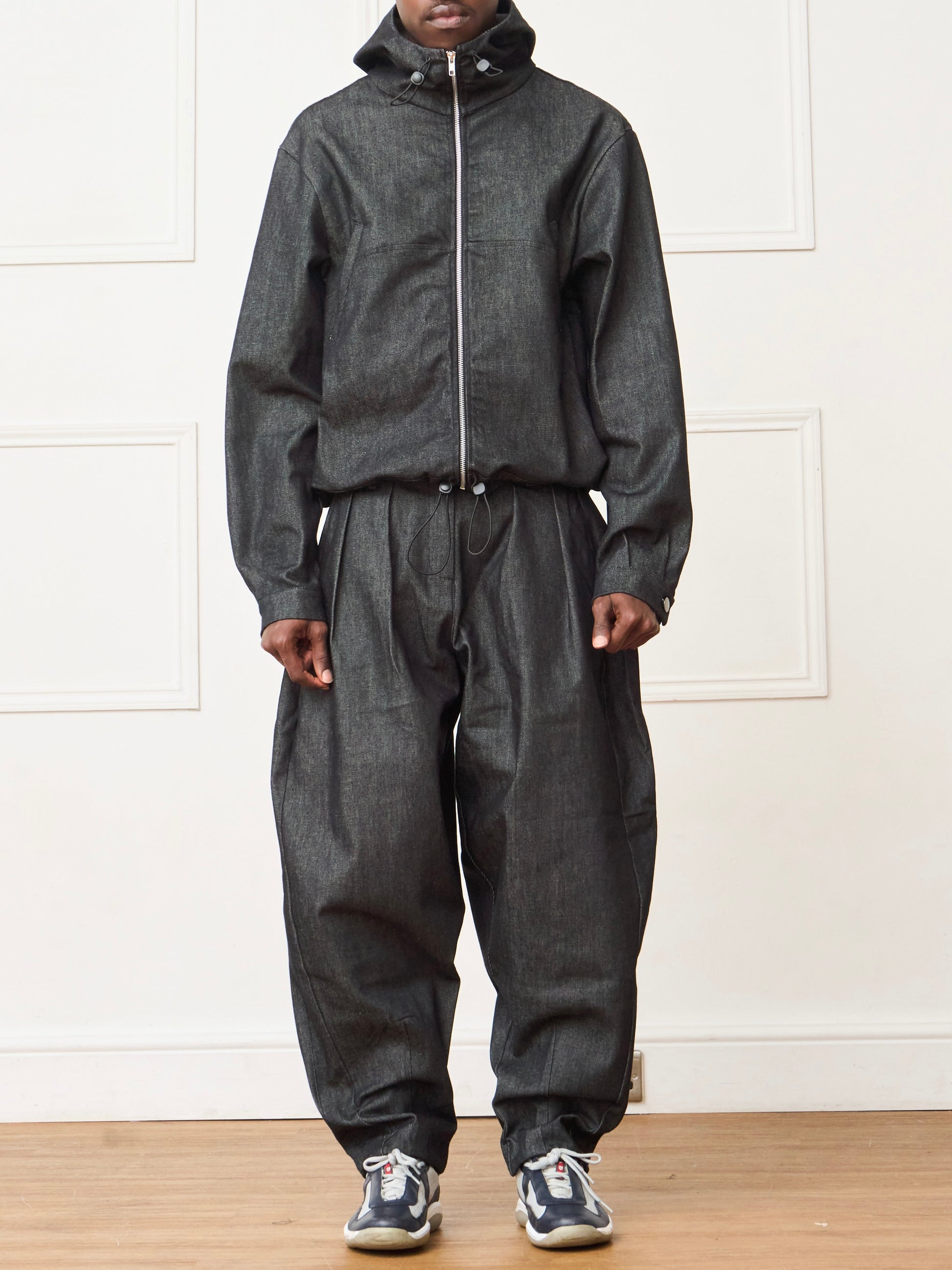 barrel jean - dark grey denim