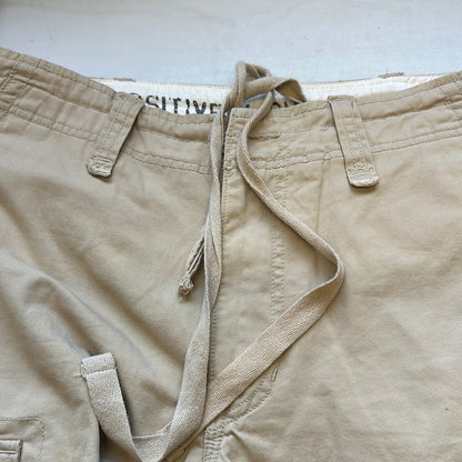 cream levi’s cargo trousers