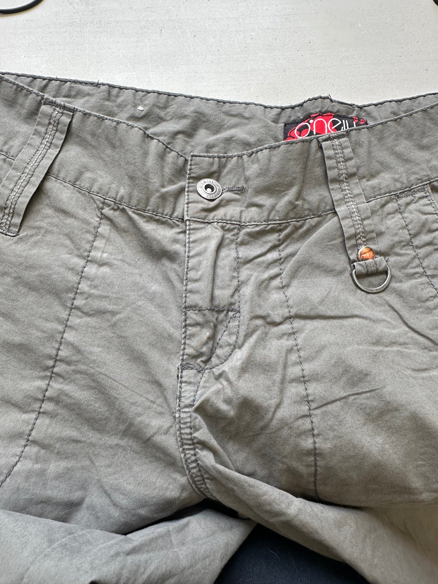 o'neill grey cargo trousers