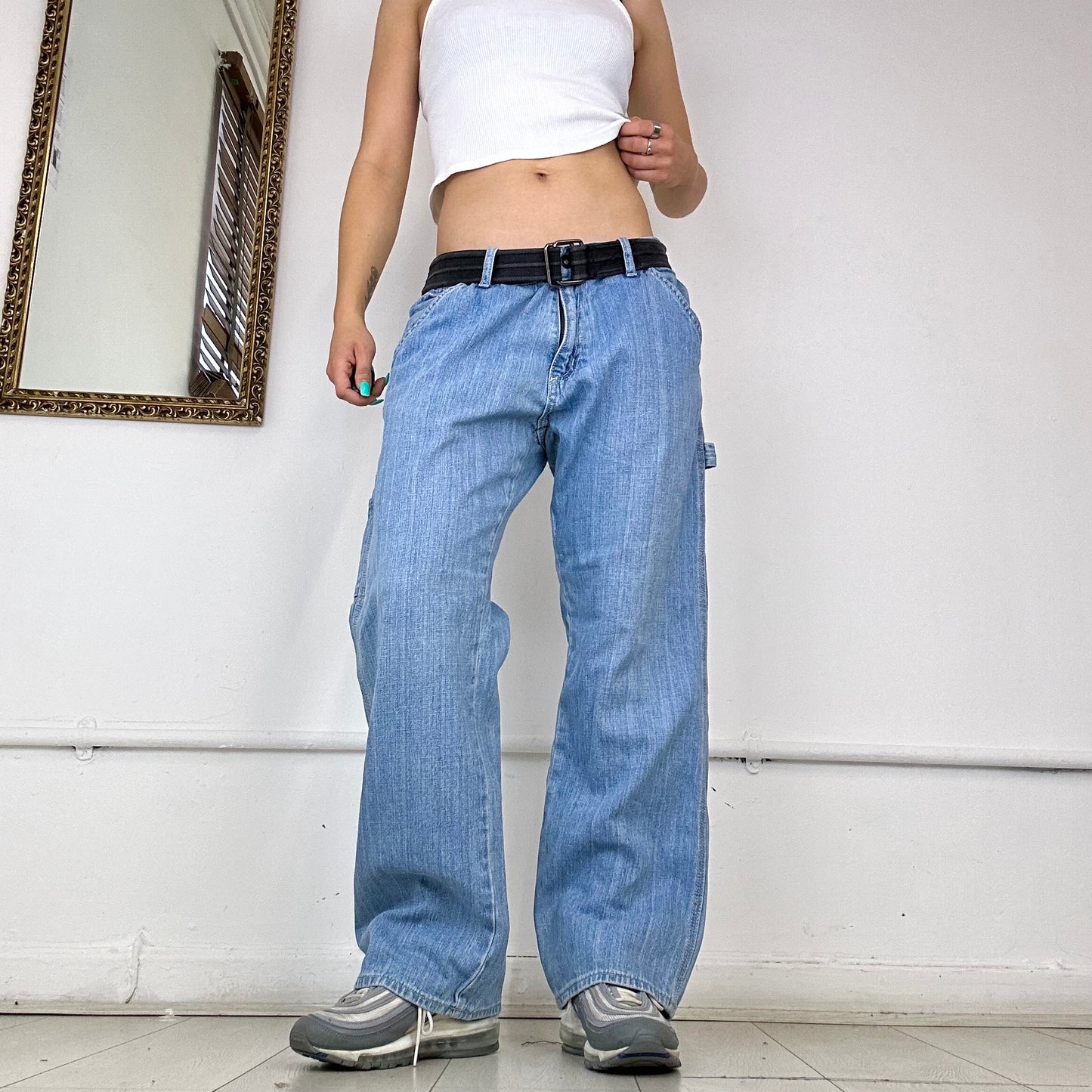 00s light wash cargo jeans