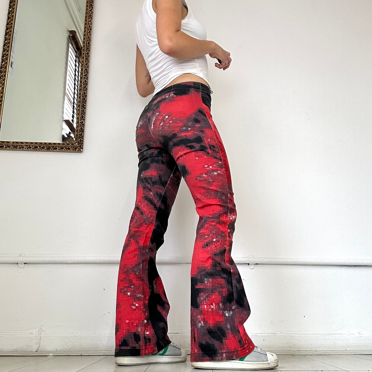 2000's rose patterned flared trousers