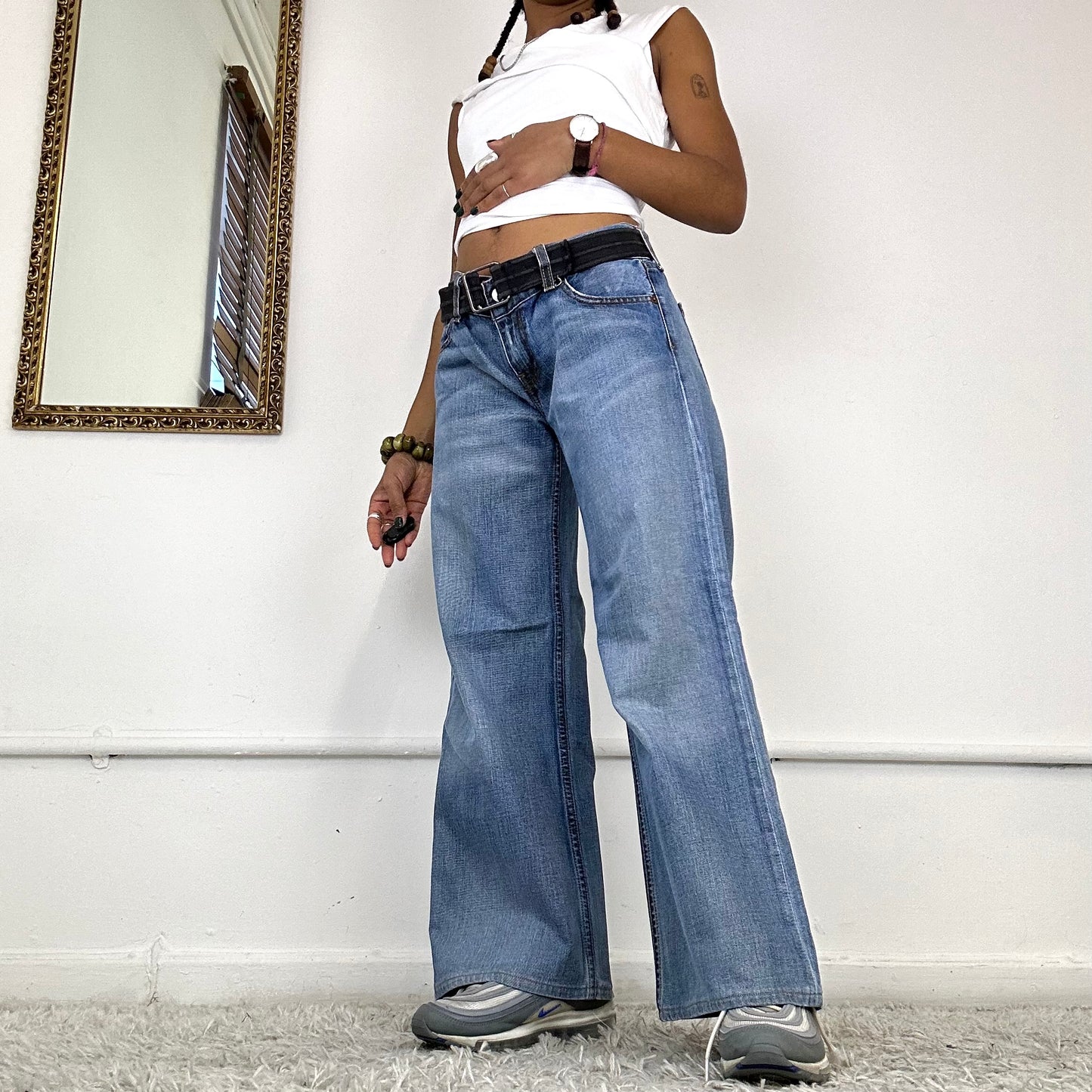 wide leg baggy levi’s jeans