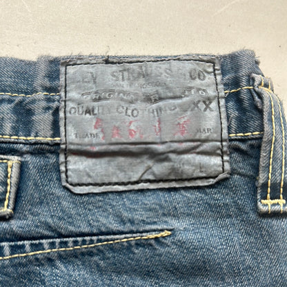 vintage levi's cargo jeans