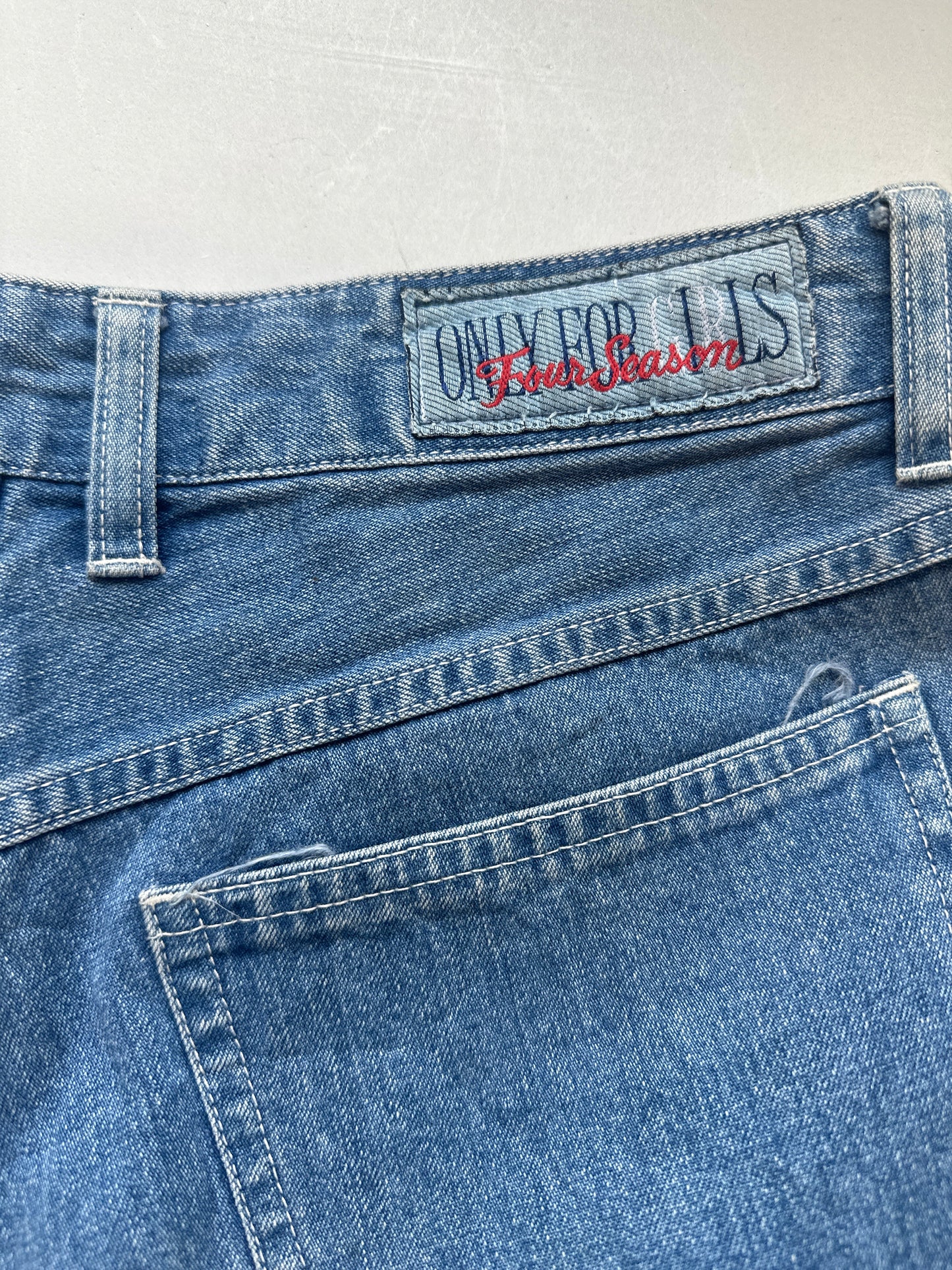 vintage mid wash denim shorts