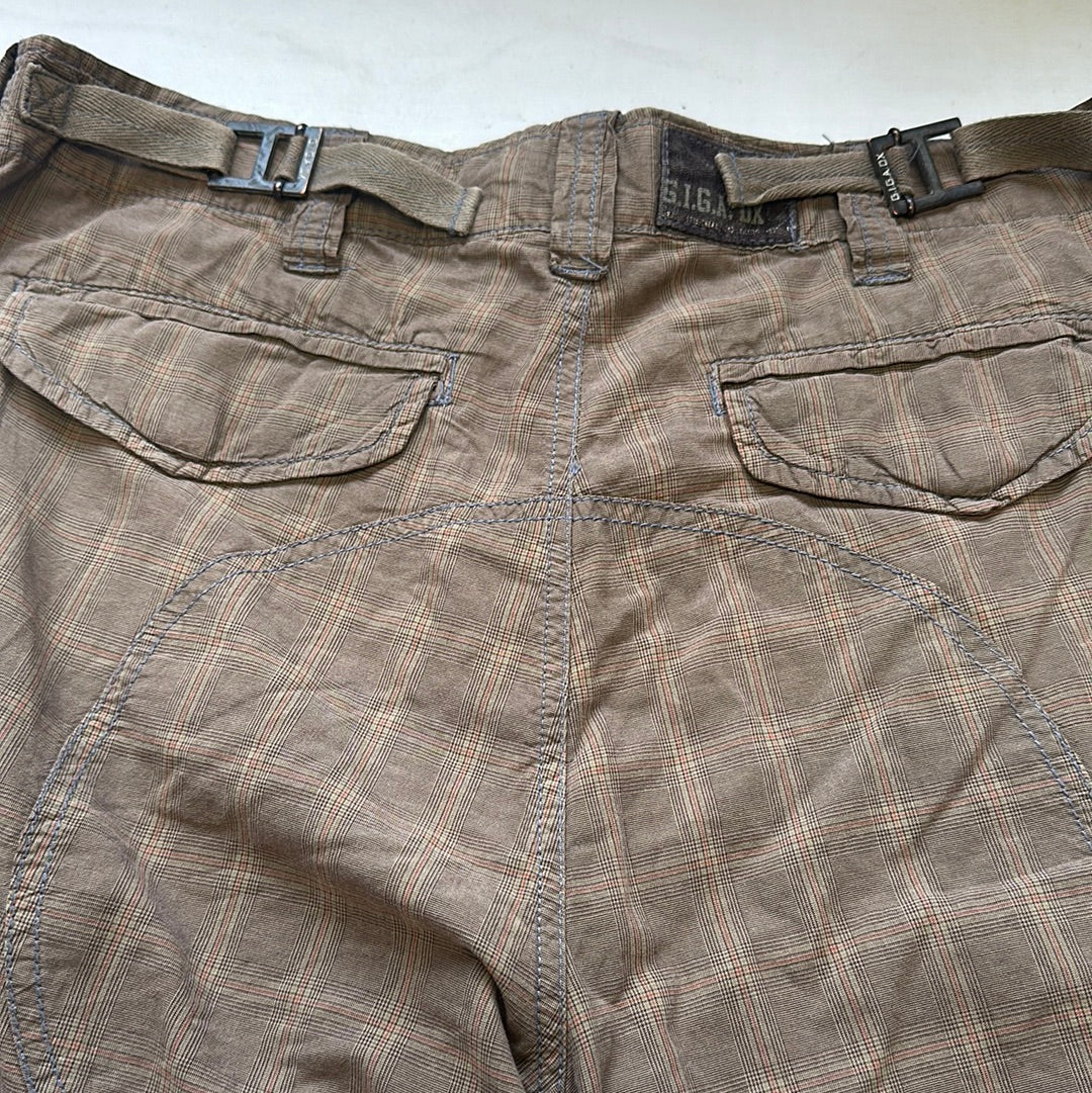 brown checkered cargo shorts