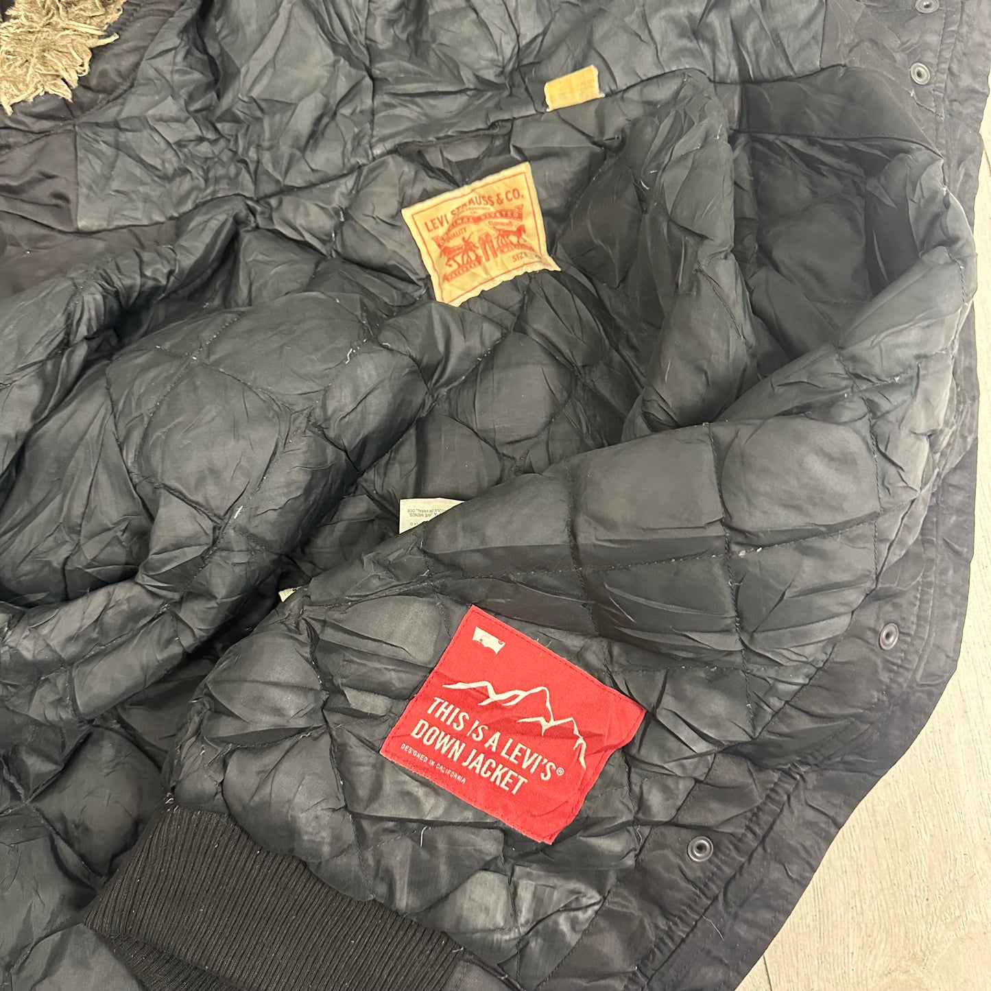 vintage levi's hooded bomber jacket