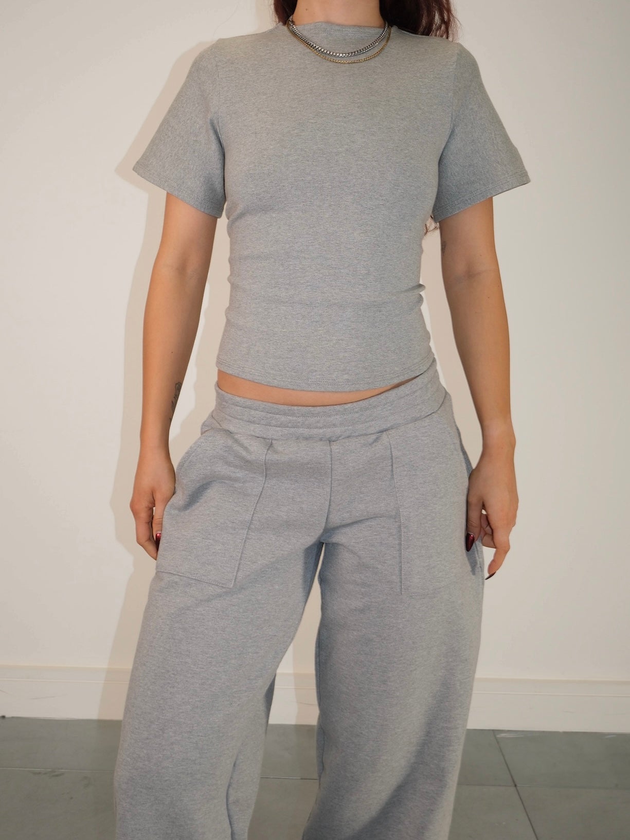 devon top - grey