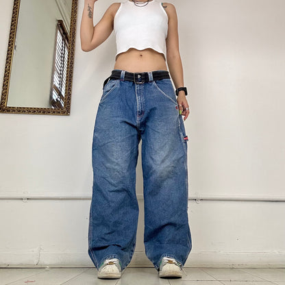 2000's baggy cargo jeans by vans