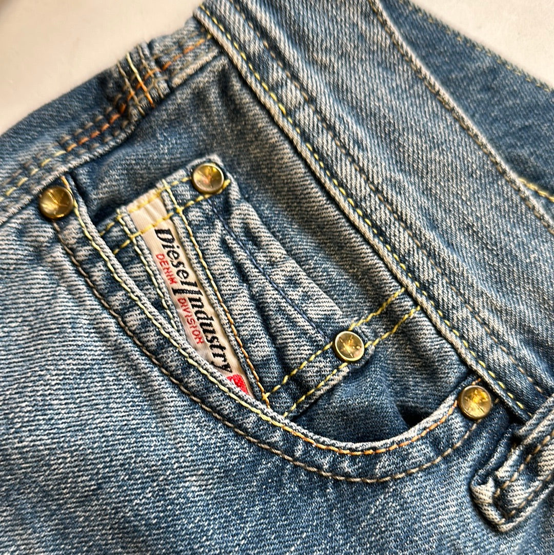 00's flared diesel jeans