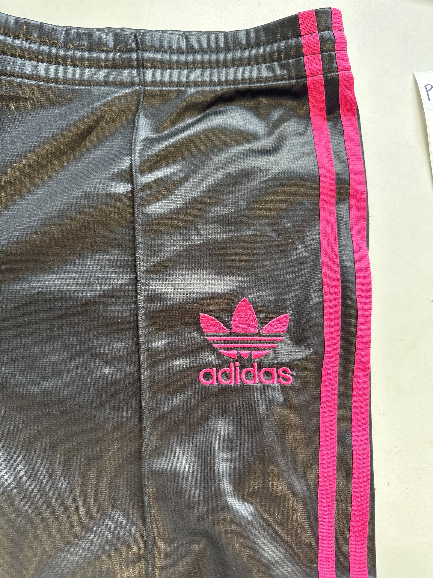 00’s adidas pink and black joggers