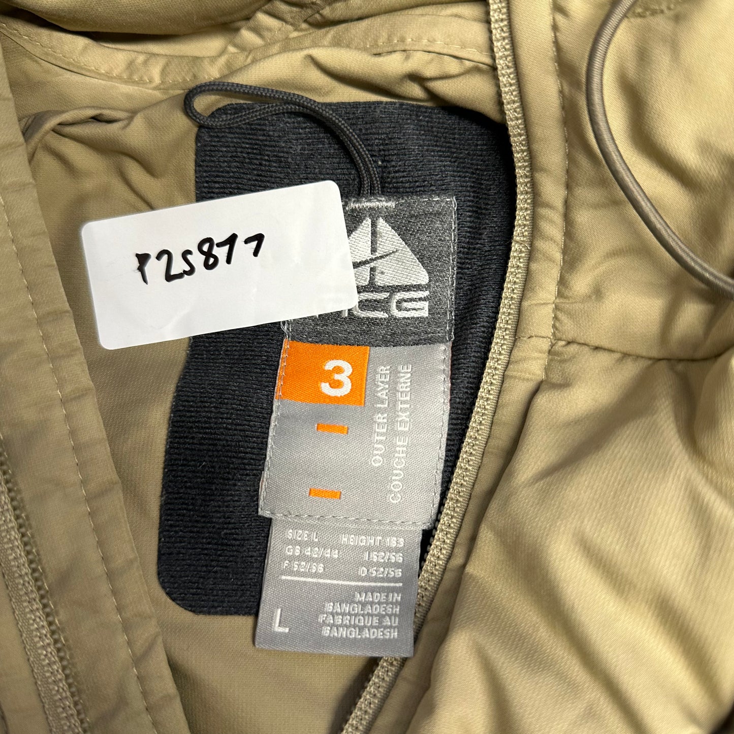 vintage nike ACG puffer coat