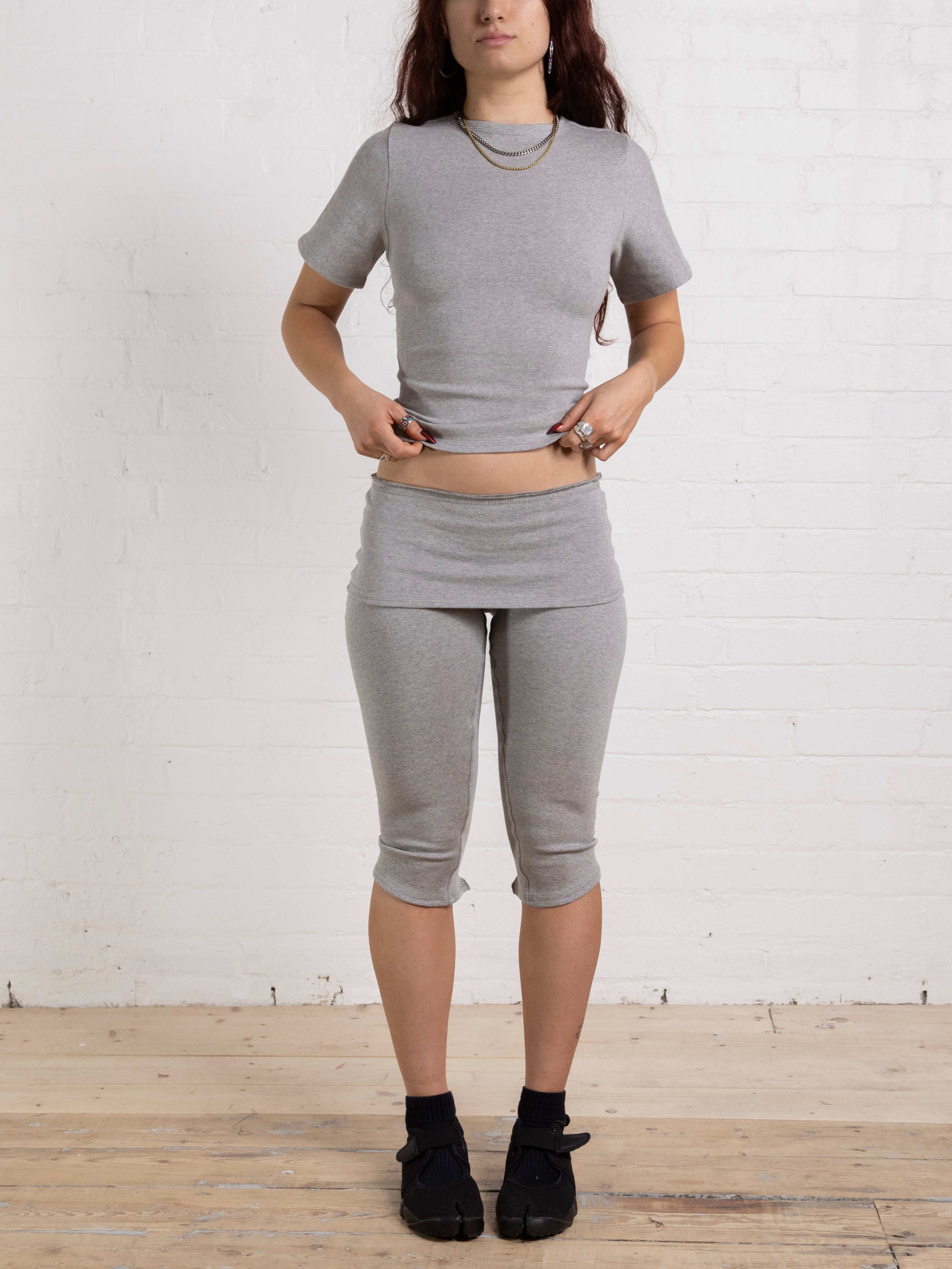 shea capri - grey