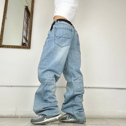 00s light wash baggy jeans