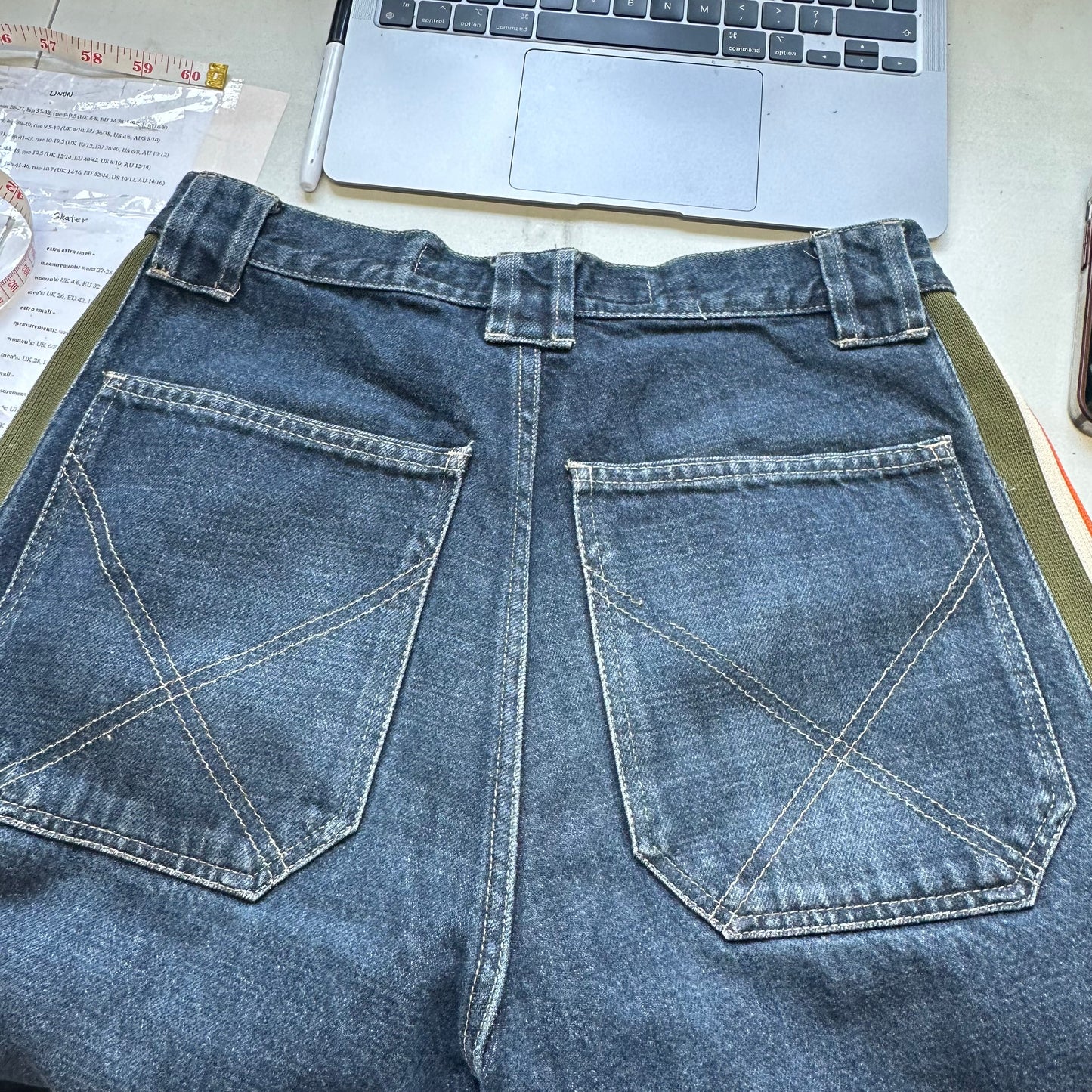 90's dark wash skate jeans by energie