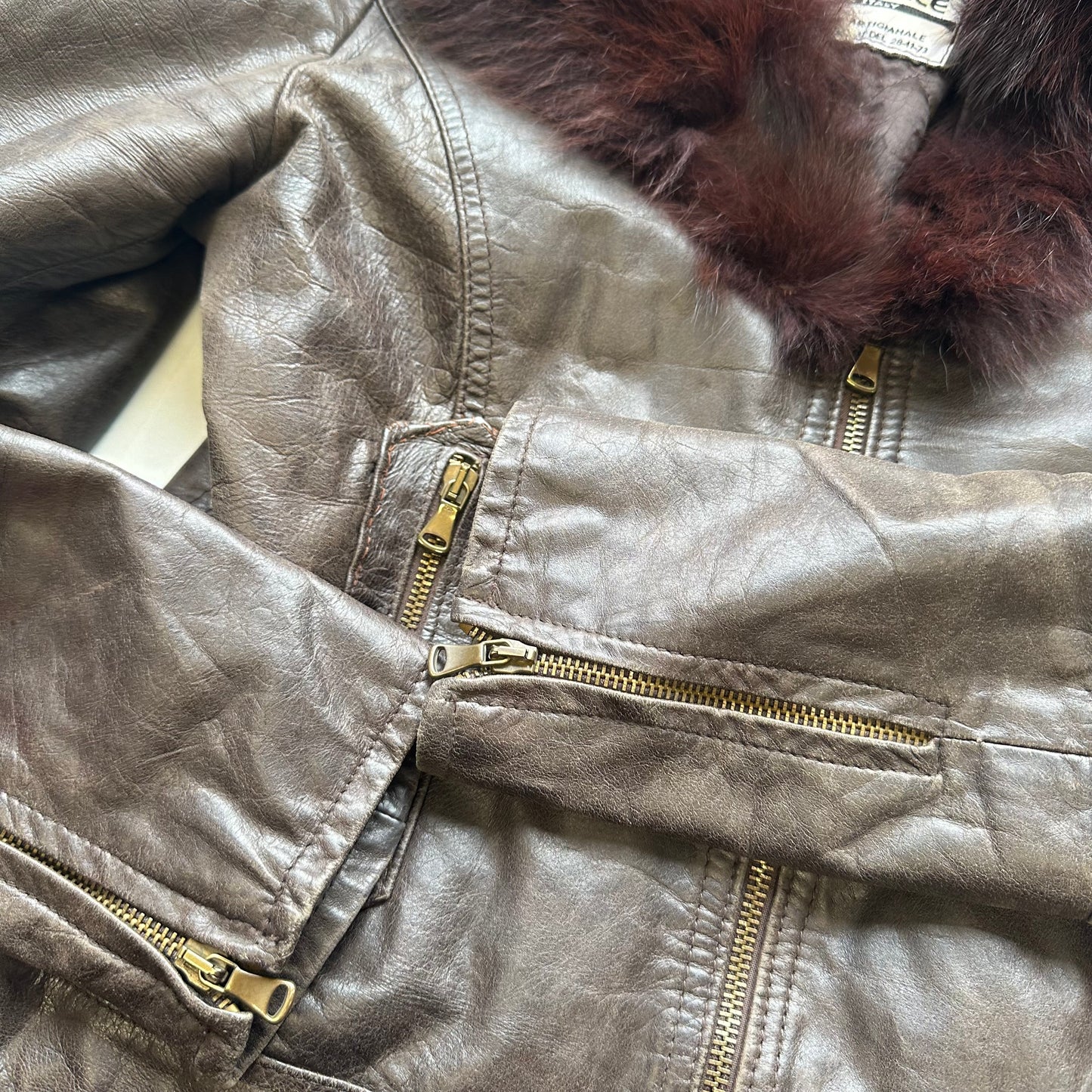 2000’s italian leather jacket with fur collar