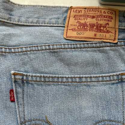 baggy light wash jeans by levi’s