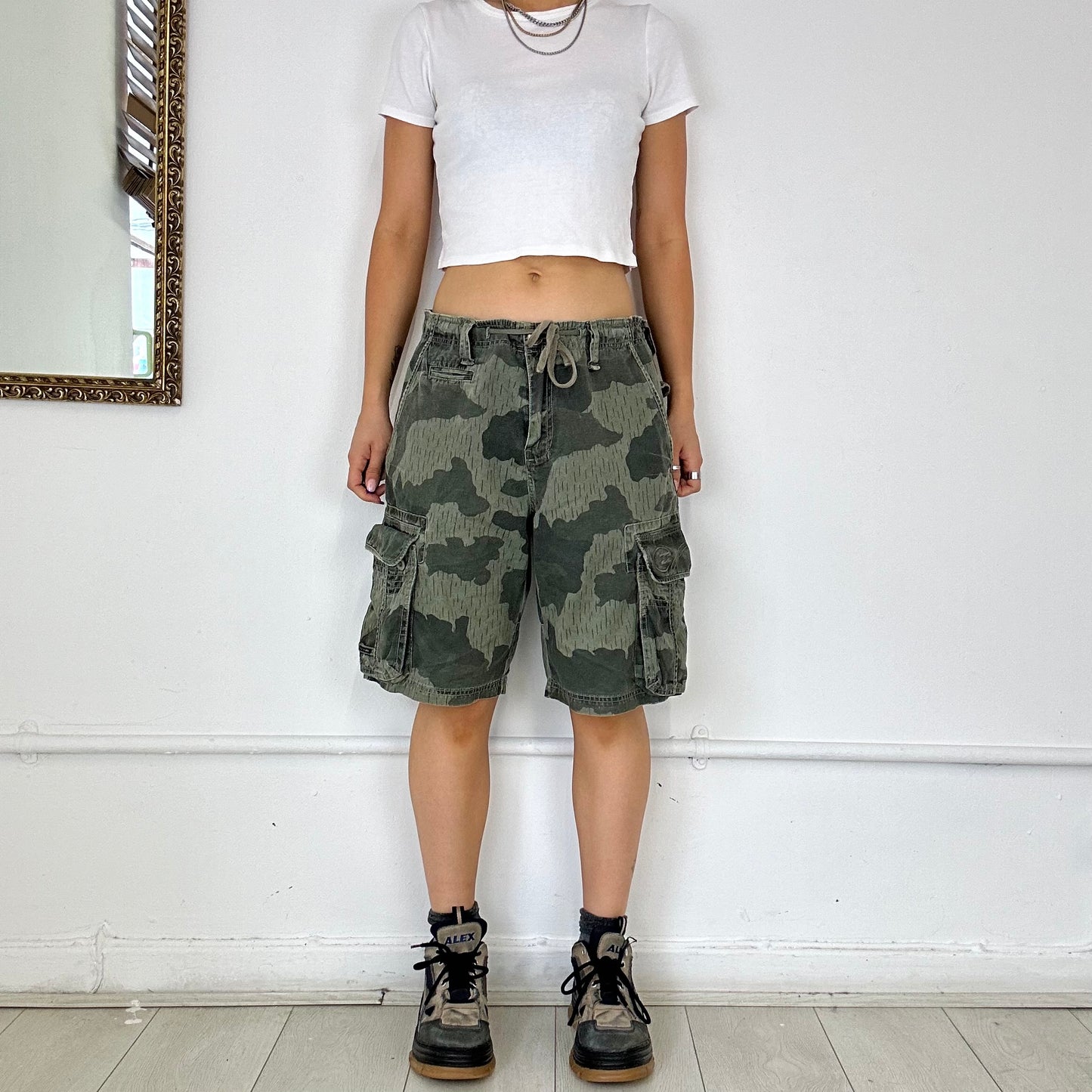 baggy camo billabong shorts