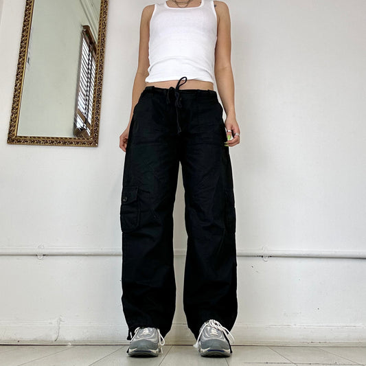 black baggy cargo trousers